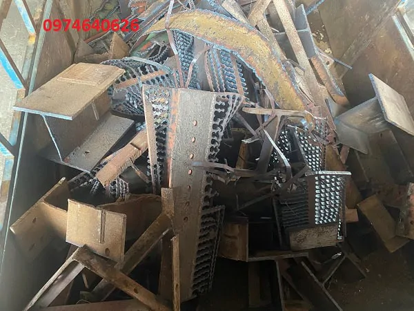 Công Ty Thu Mua Sắt Phế Liệu Tại TPHCM